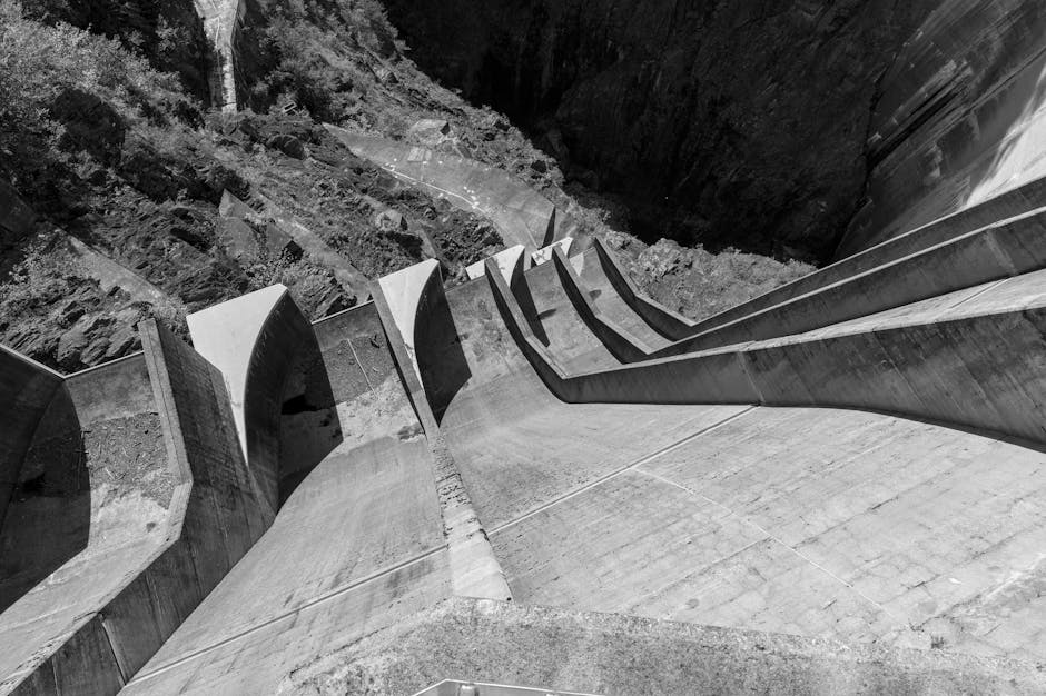 Oyama Dam Attack on Titan — Photo by Jean-Paul Wettstein on Pexels