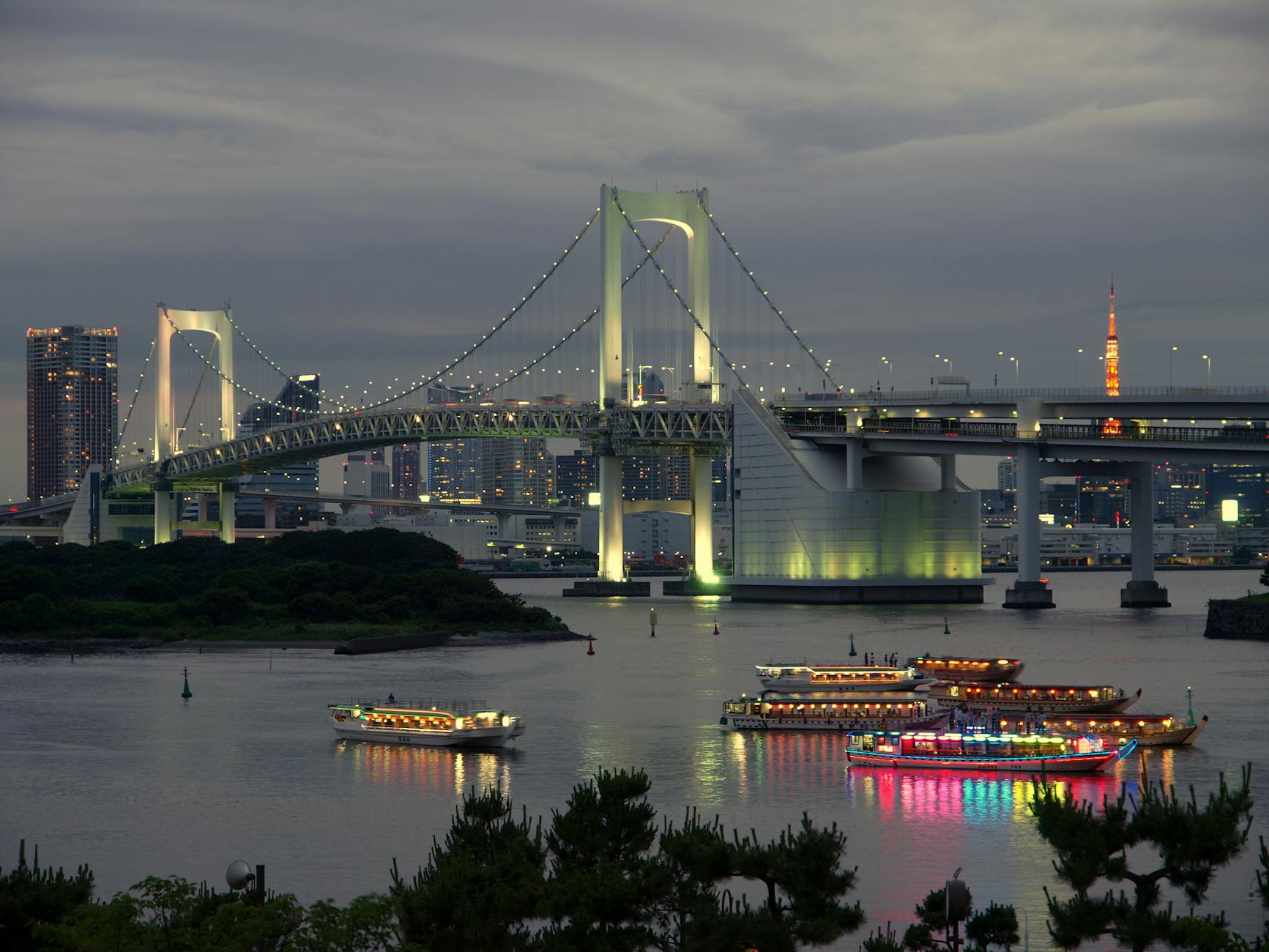 Odaiba Tokyo bay night car meet